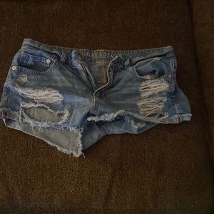 american eagle short shorts size 6
